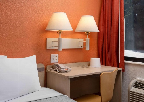 Motel 6 San Luis Obispo North image 32